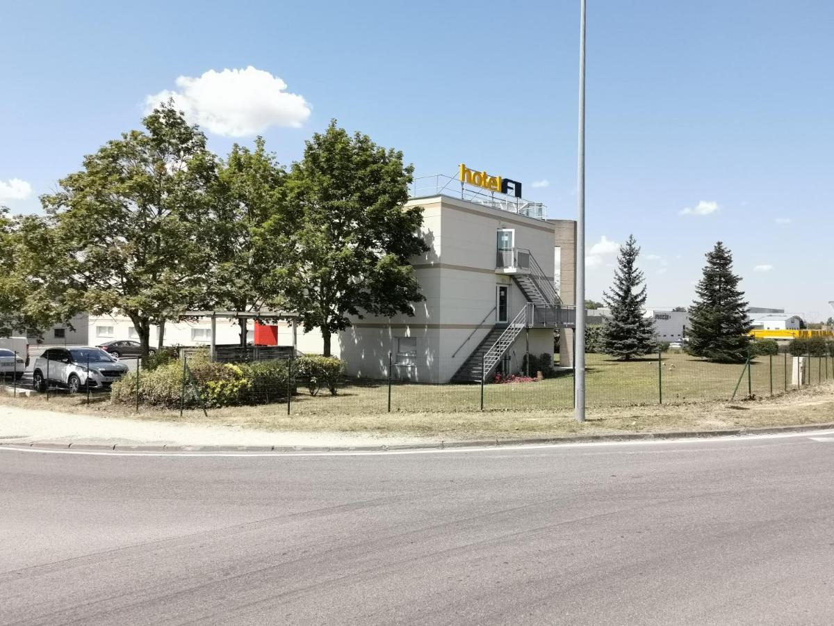 Hotelf1 Bourges Le Subdray La Chapelle-Saint-Ursin Exterior foto